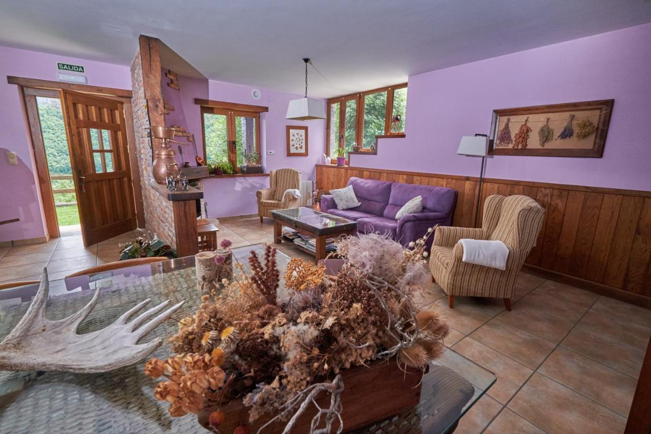 La Posada De Cucayo Dobres Exteriör bild