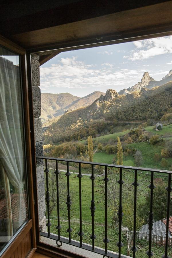 La Posada De Cucayo Dobres Exteriör bild