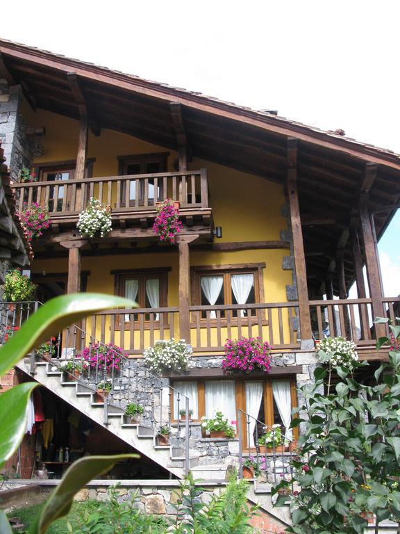 La Posada De Cucayo Dobres Exteriör bild